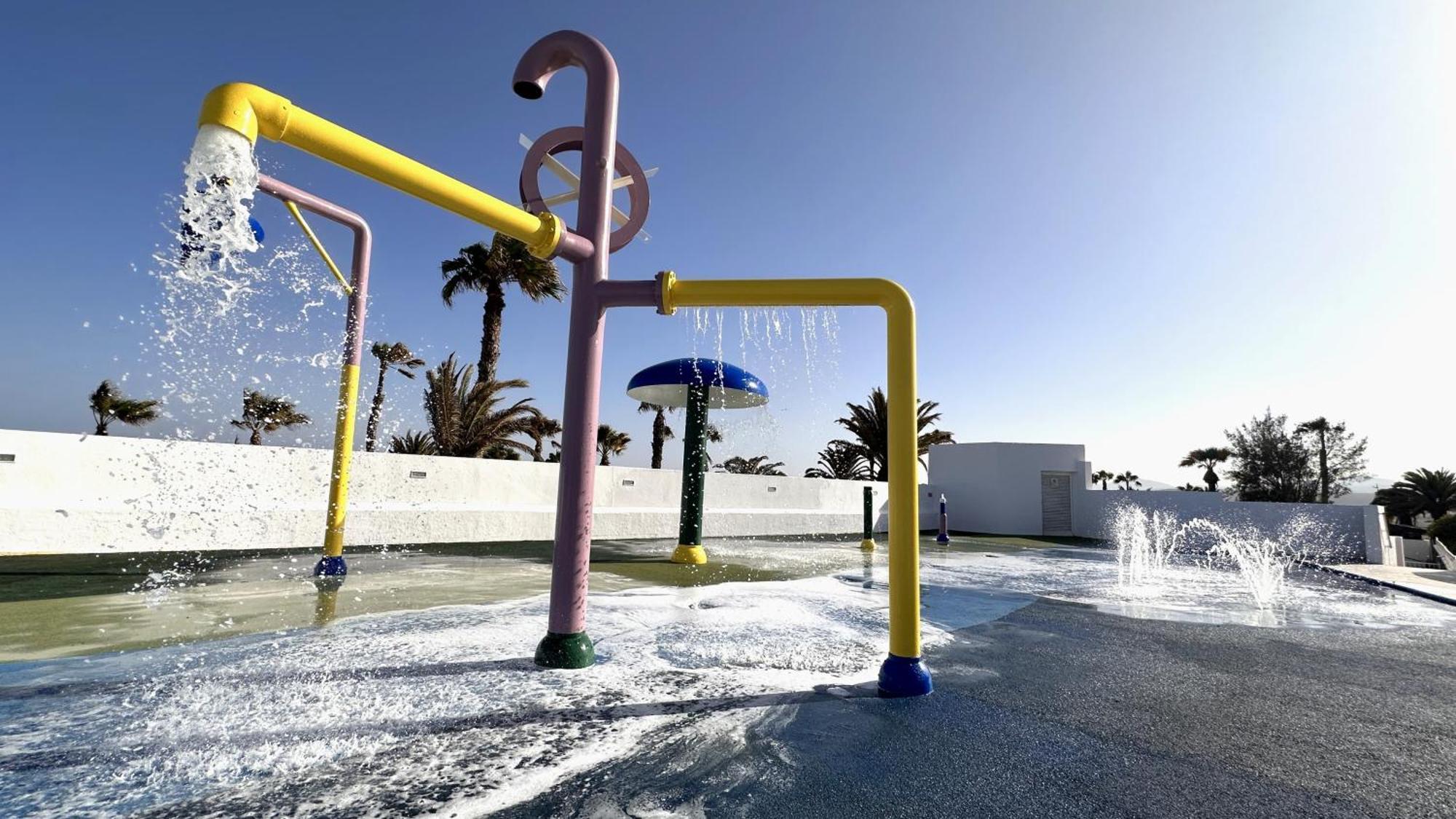 Aparthotel Caleta Dorada